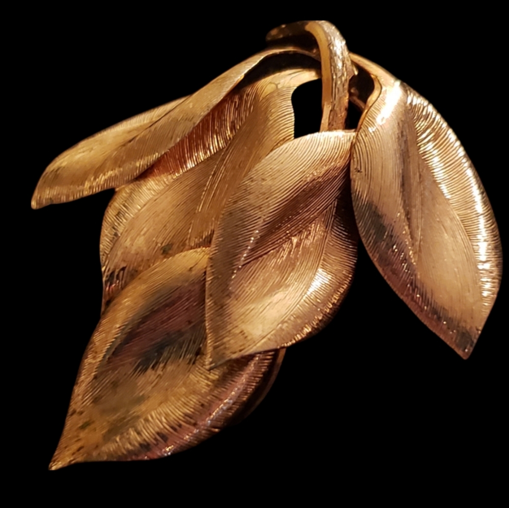 RARE Antique Henkle & Grosse Gold leaf brooch GORGEOUS fir DIOR
